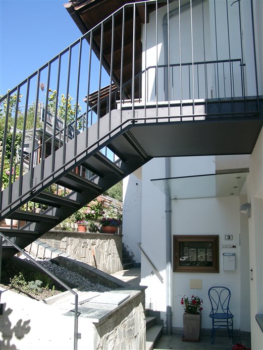 Eingangstreppe für Privatwohnung Granitstein-Stufen